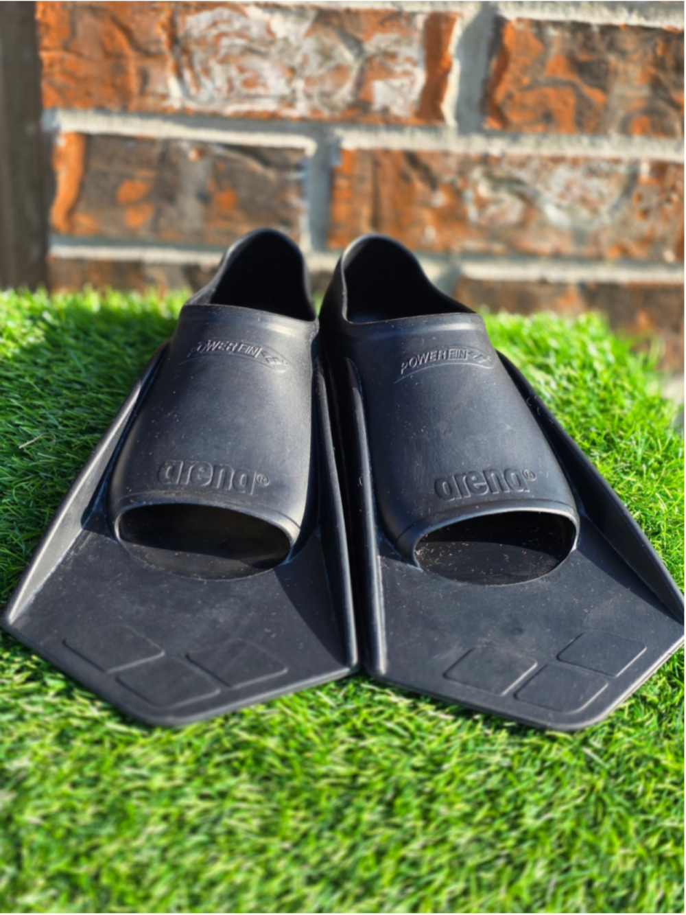 Arena Powerfin Short Swim Training Fins Black Size 6-7 Swimming Snorkeling